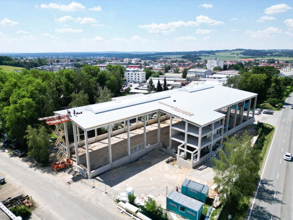 Výstavba nových průmyslových hal